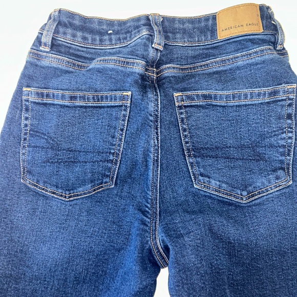 American Eagle women’s stretch Mom Jean mid rise jeans size 0 Regular - Picture 9 of 9